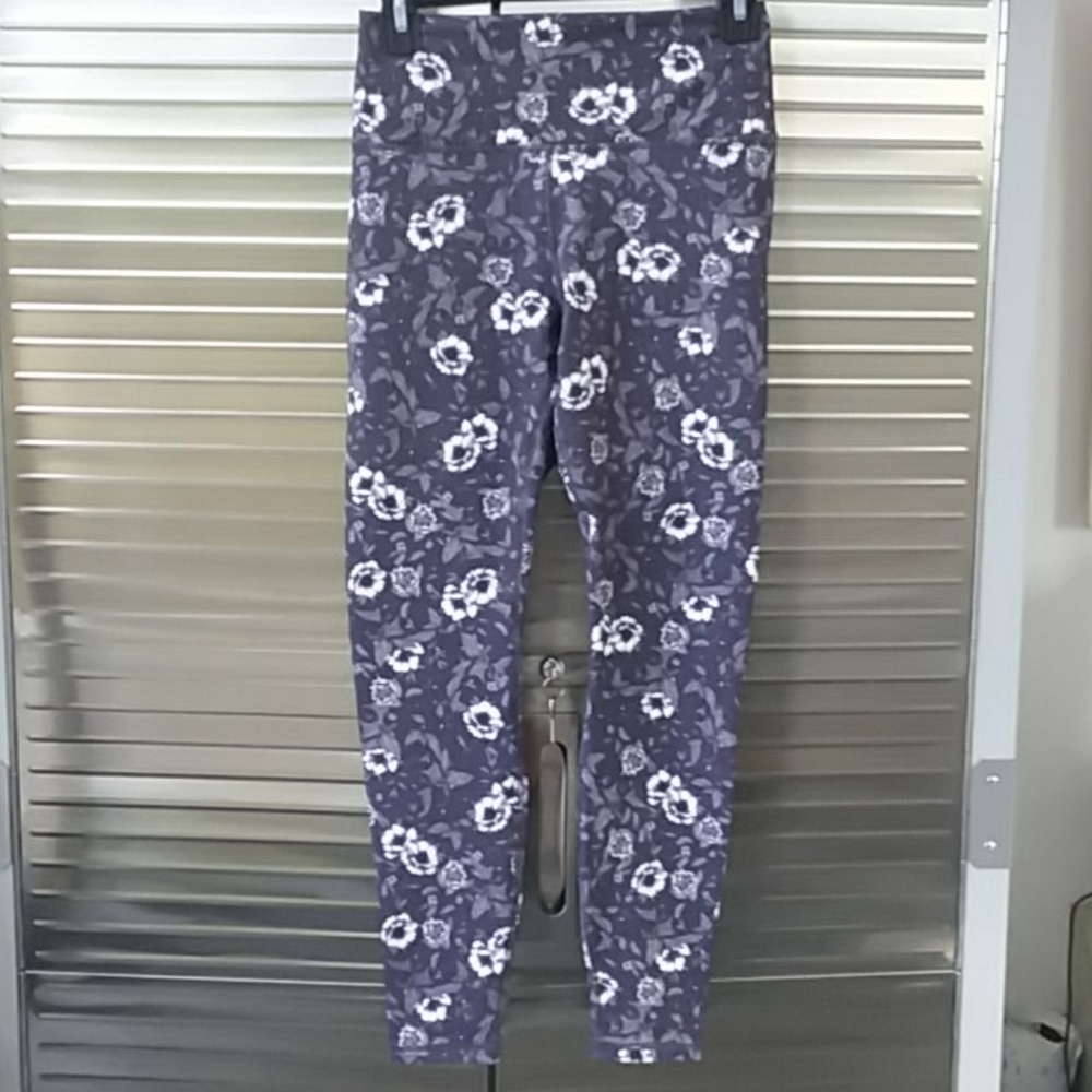 Fabletics floral Powerhold Small leggings